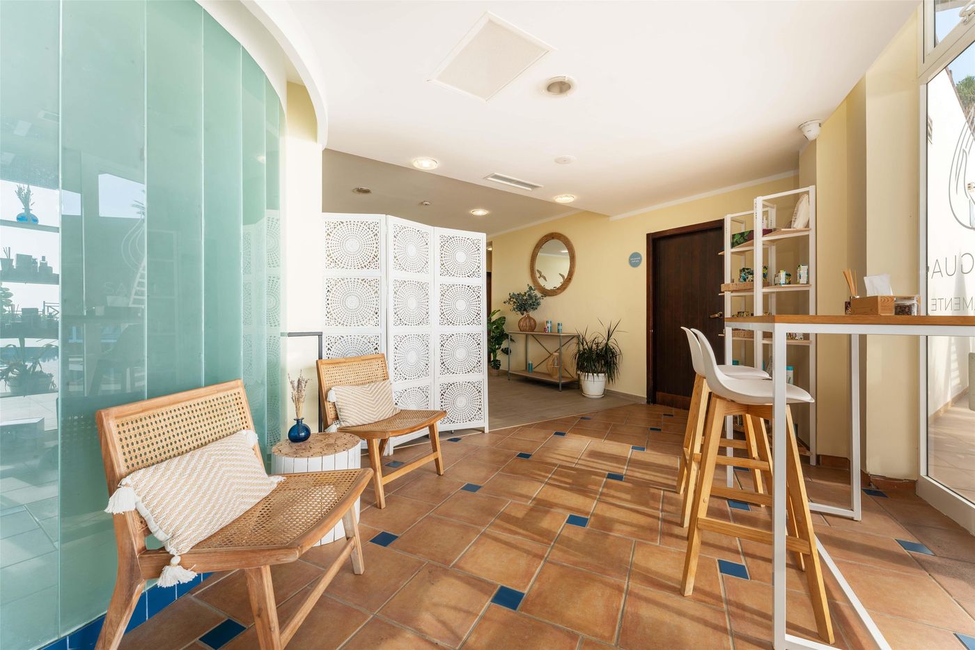 Occidental-Jand----a-Royal-Level-Lobby-48