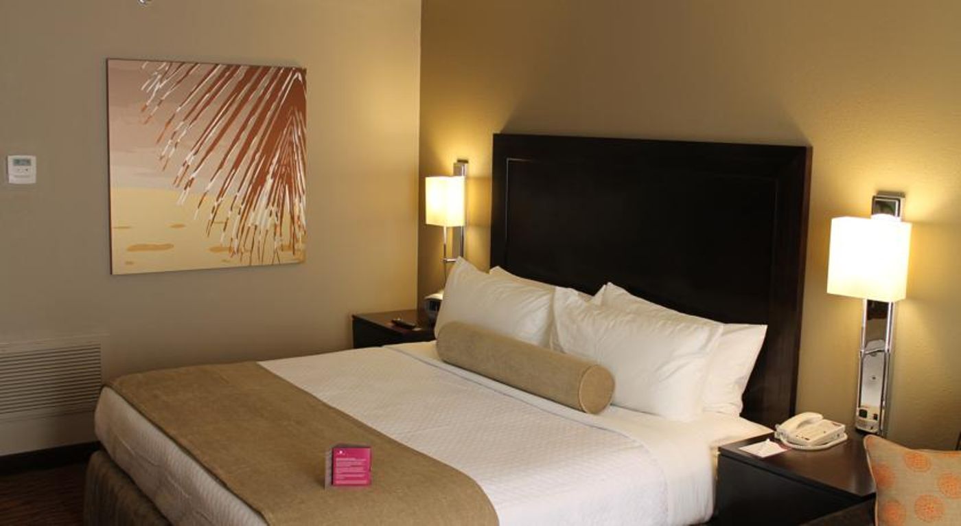 Crowne Plaza Miami Airport