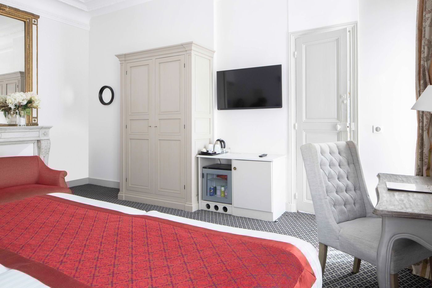 Bradford-Elysees-Astotel-Room-5