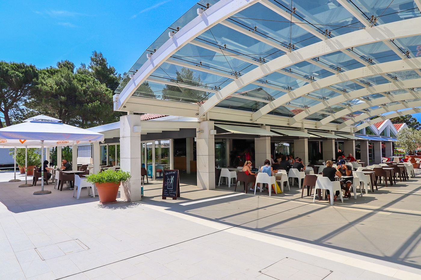 Zaton-Holiday-Resort-3--Terrace-17