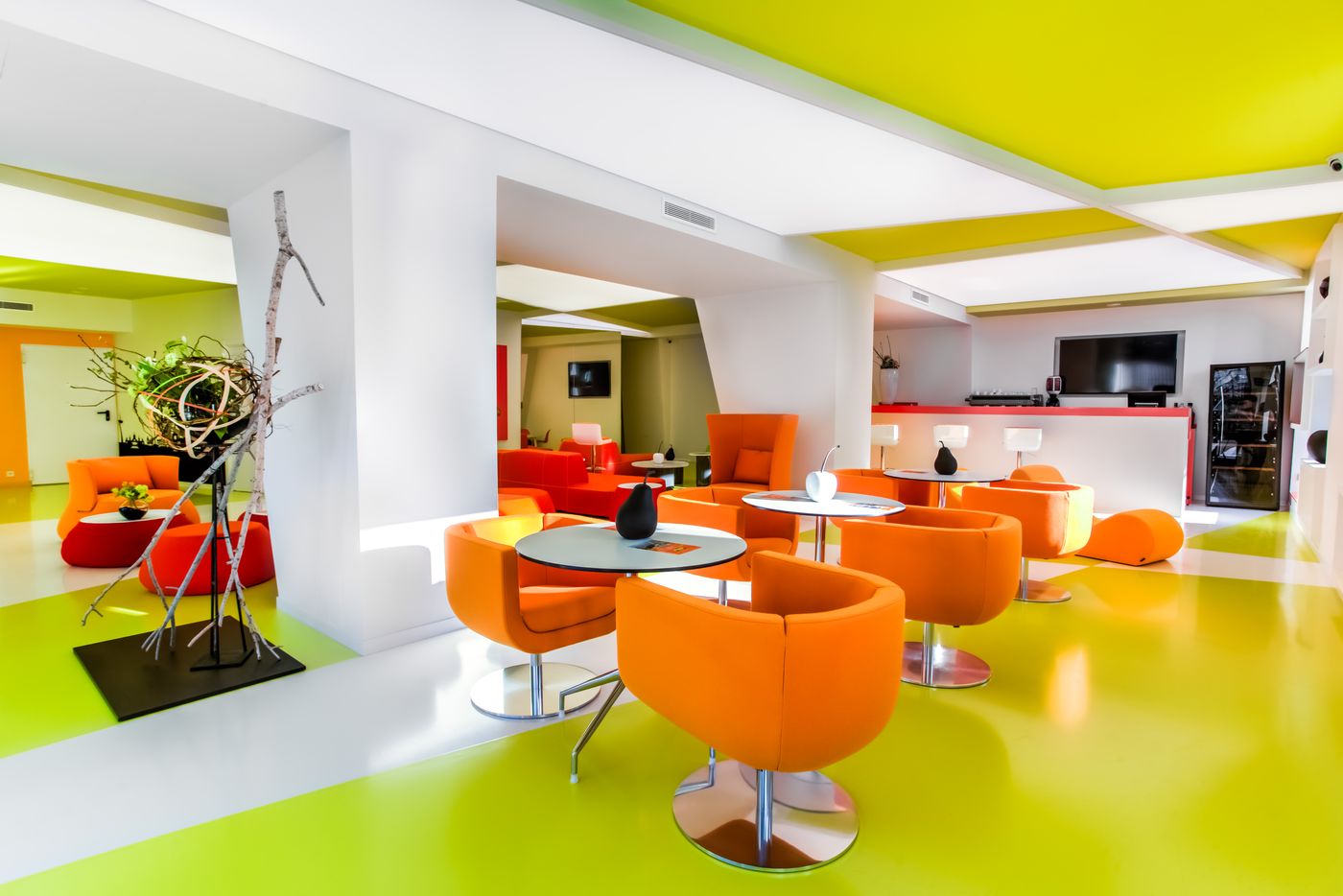 Cosmo Apartments Sants-Spain-Barcelona-Lobby-10