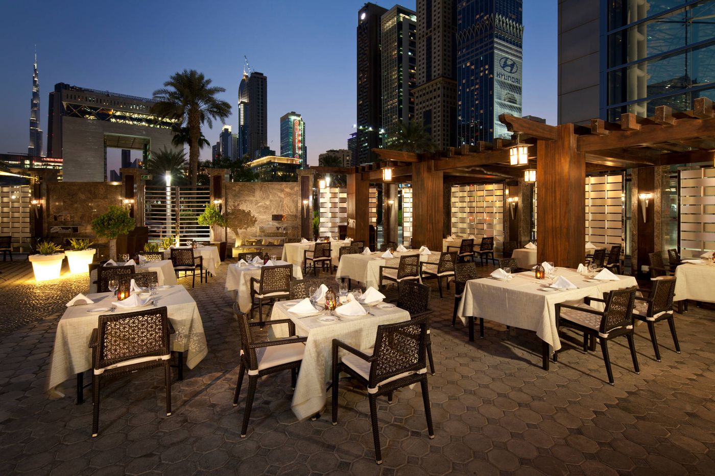 Jumeirah-Emirates-Towers-Restaurant-5