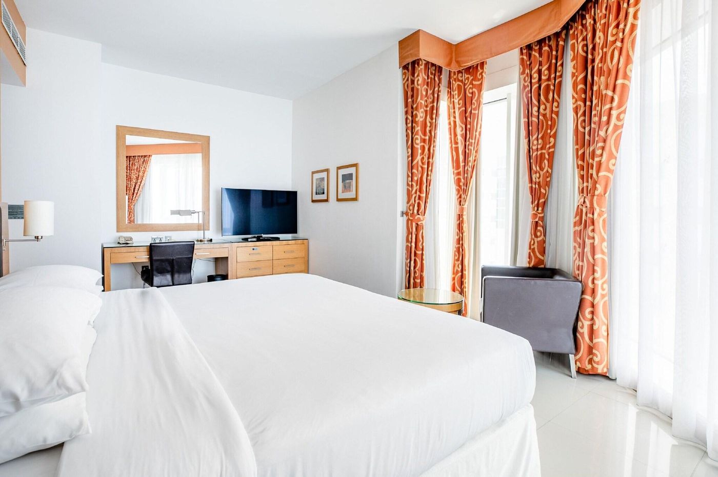 Four-Points-by-Sheraton-Downtown-Dubai-Room-15