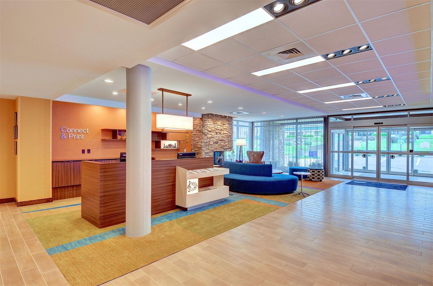 Fairfield Inn & Suites Nashville MetroCenter-United States-Nashville-Lobby-9