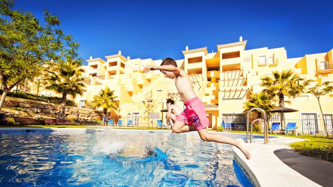 Colina-del-Paraiso-Pool-25