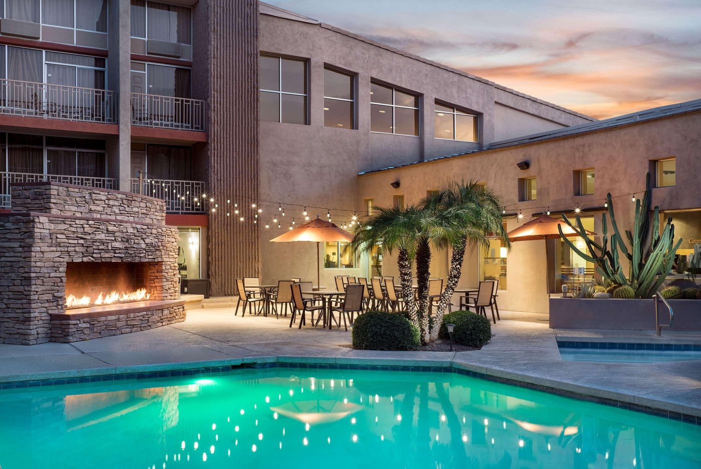 Wyndham Phoenix Airport/Tempe-United States-TEMPE-Pool-9