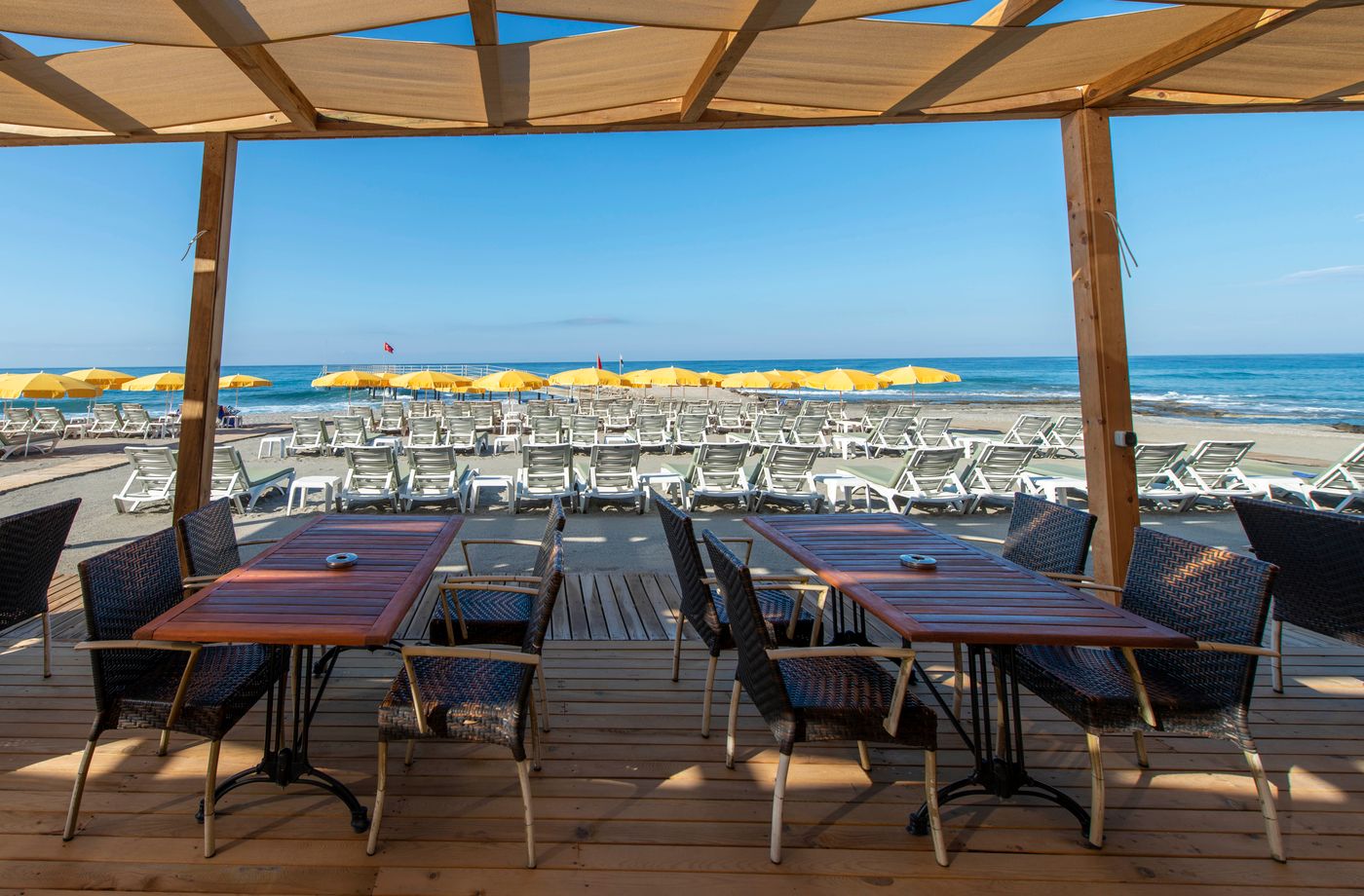 Grand-Kaptan-Hotel-Beach-61