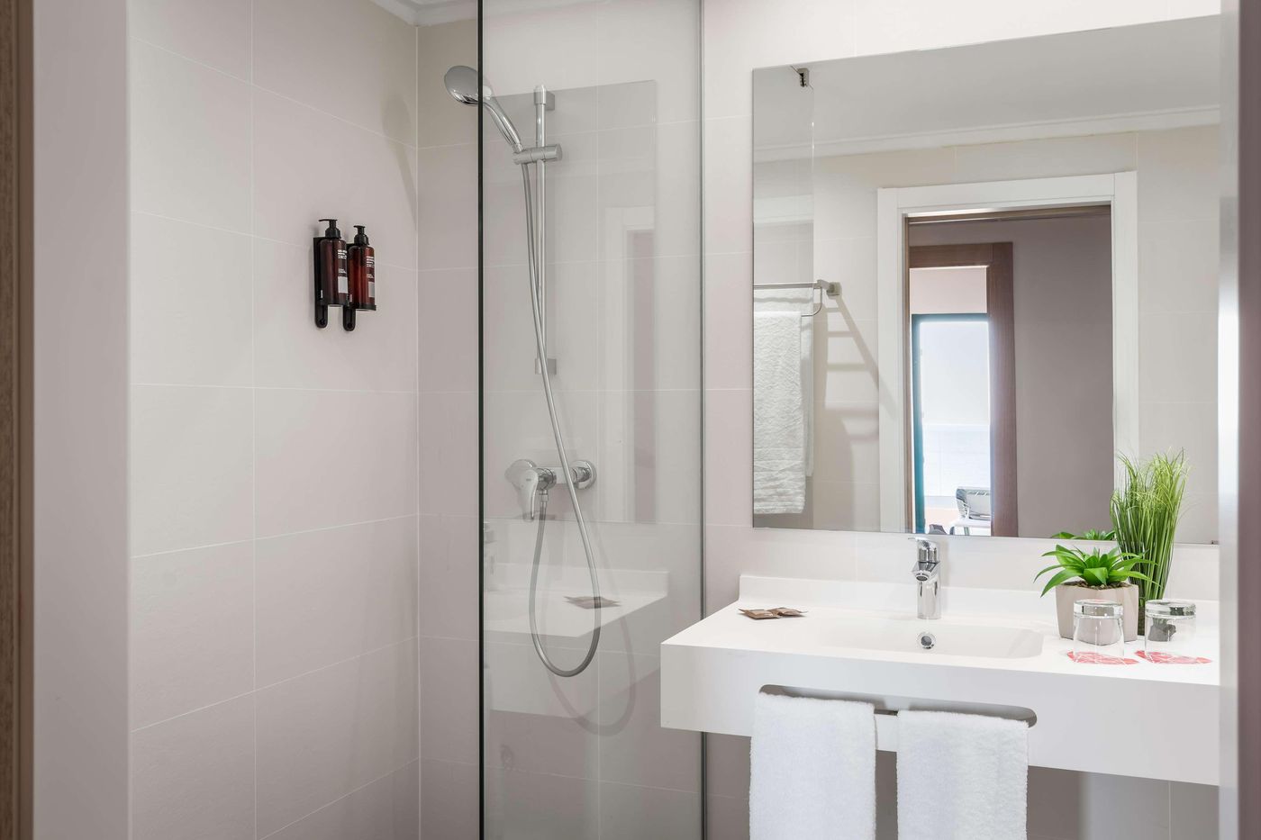 Alegria-Colonial-Mar-Room-43