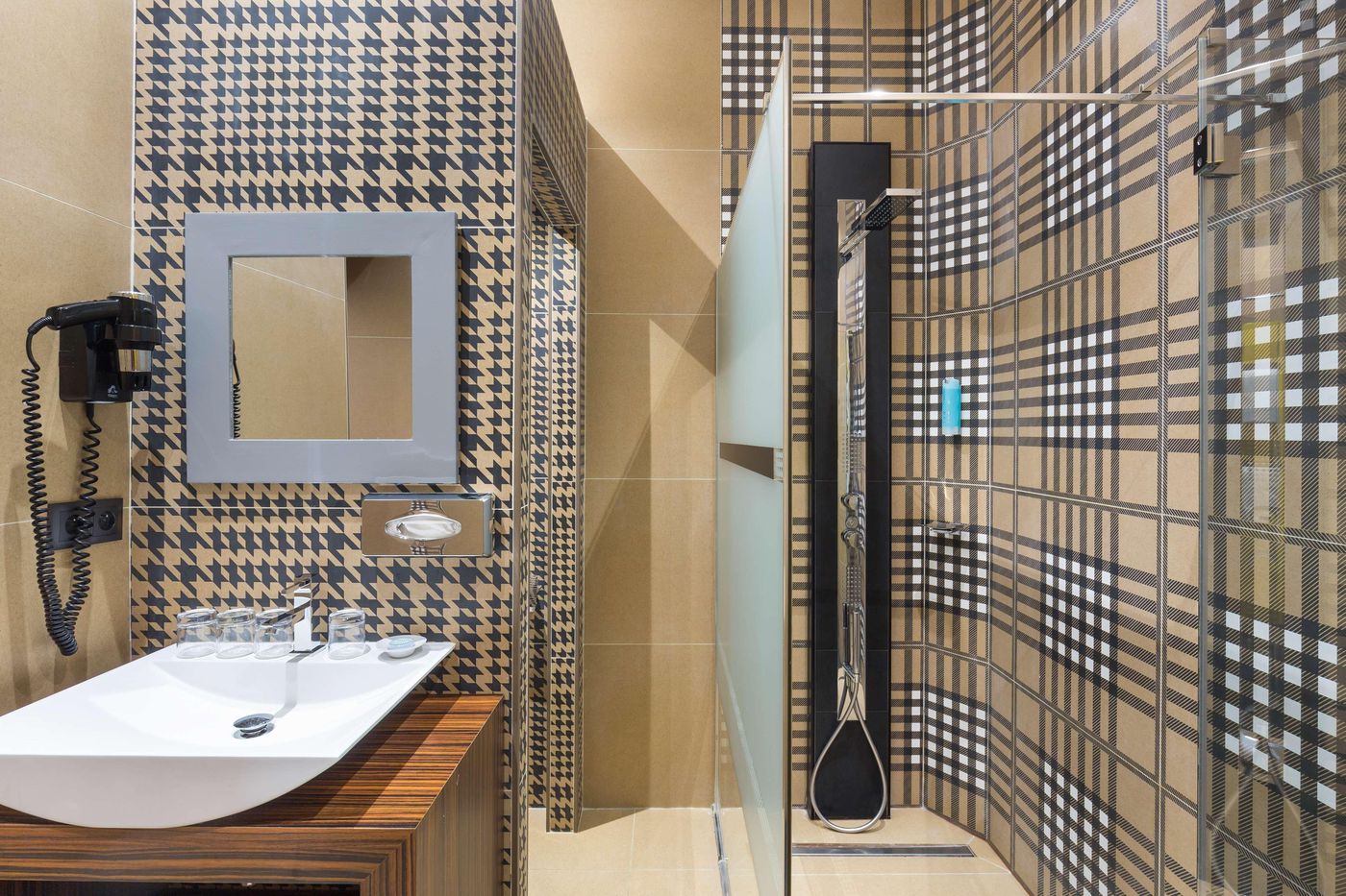 Best-Western-Plus-Hotel-Brice-Garden-Room-60