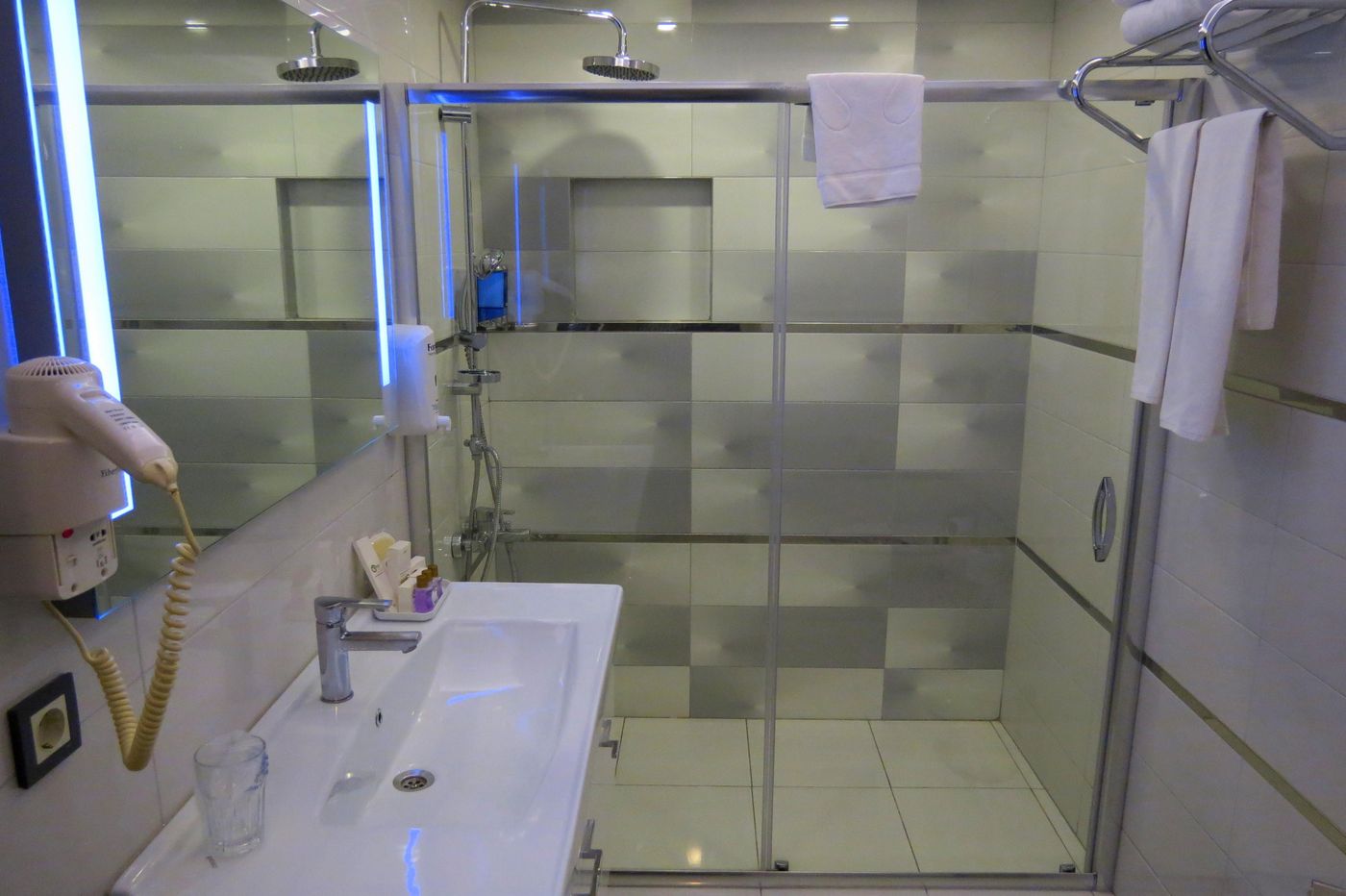 Tempo-Residence-Comfort-Room-30