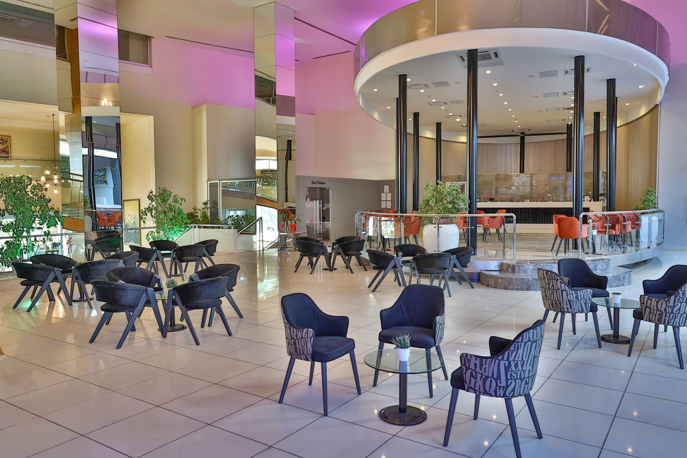 Crystal-Centro-Lobby-35