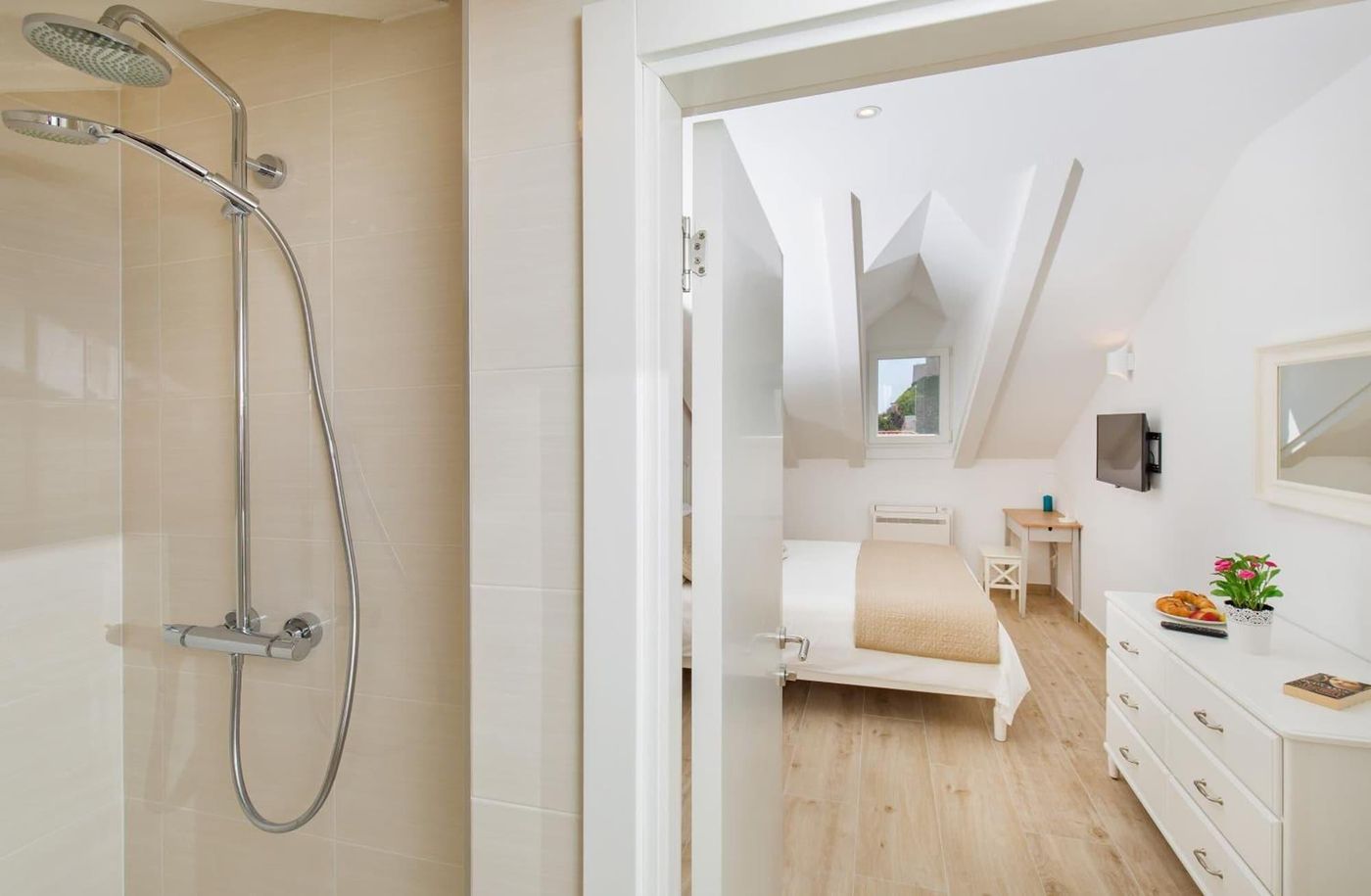 Porta-Apartments-By-Irundo-Room-18