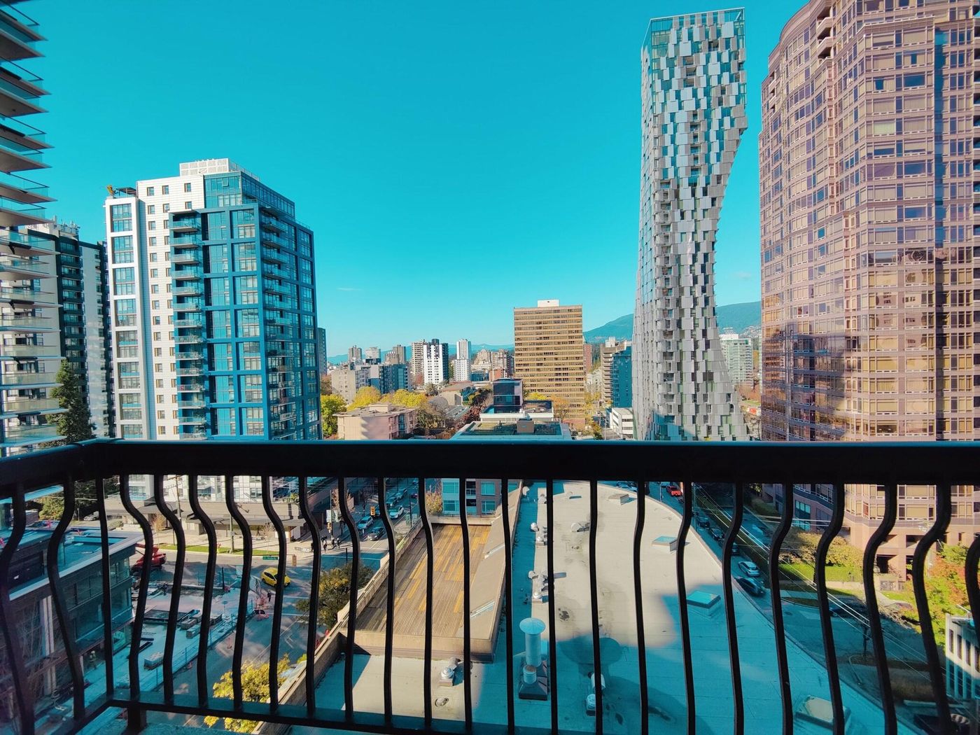 Divya-Sutra-Suites-on-Robson-Downtown-Room-48