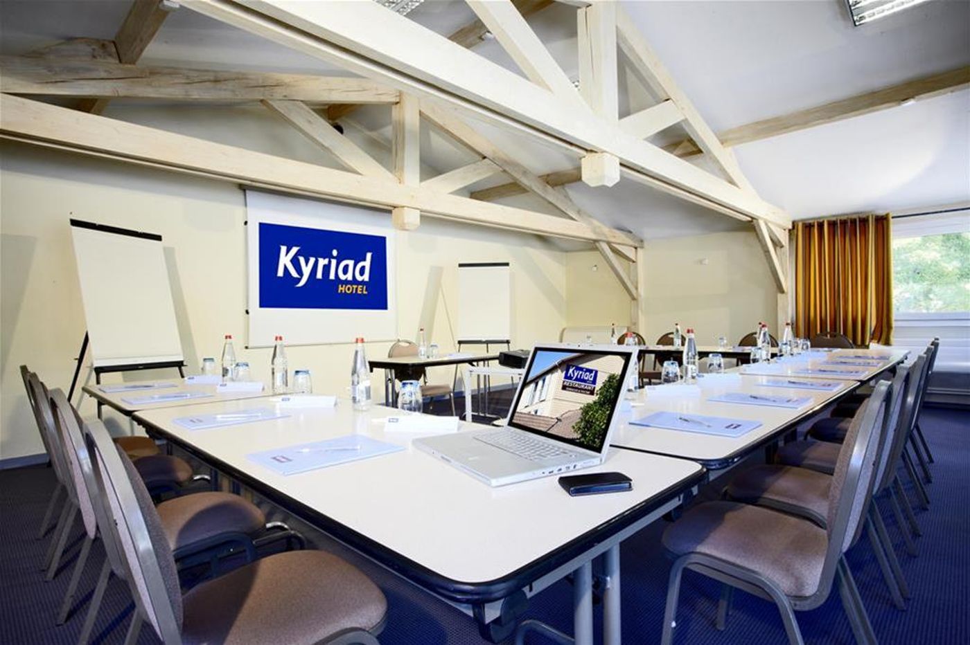 Kyriad Marseille Est Aubagne Gémenos-France-GÉMENOS-General view-5