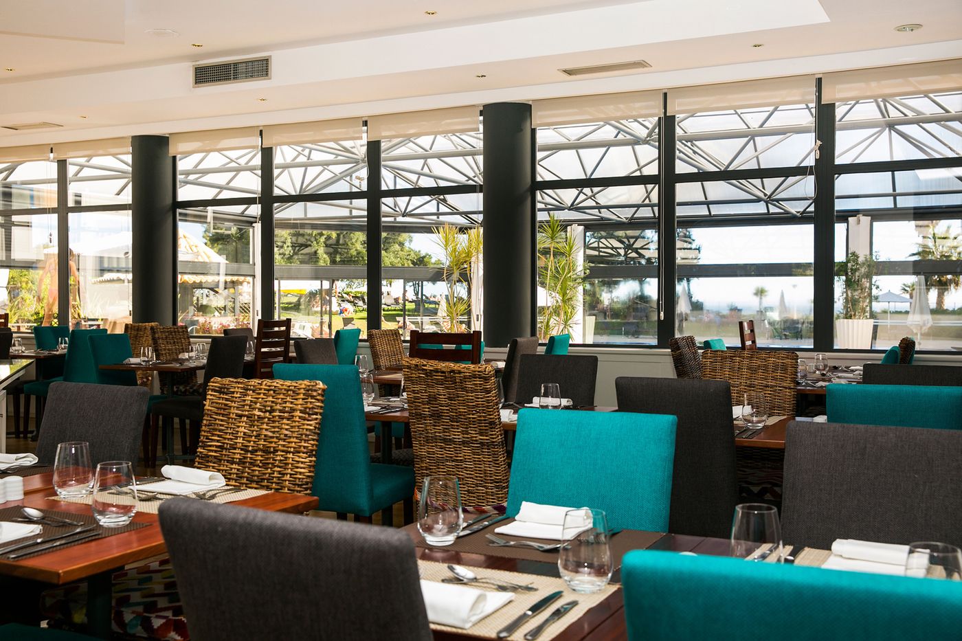 Pestana-Cascais-Ocean---Conference-Aparthotel-Restaurant-20