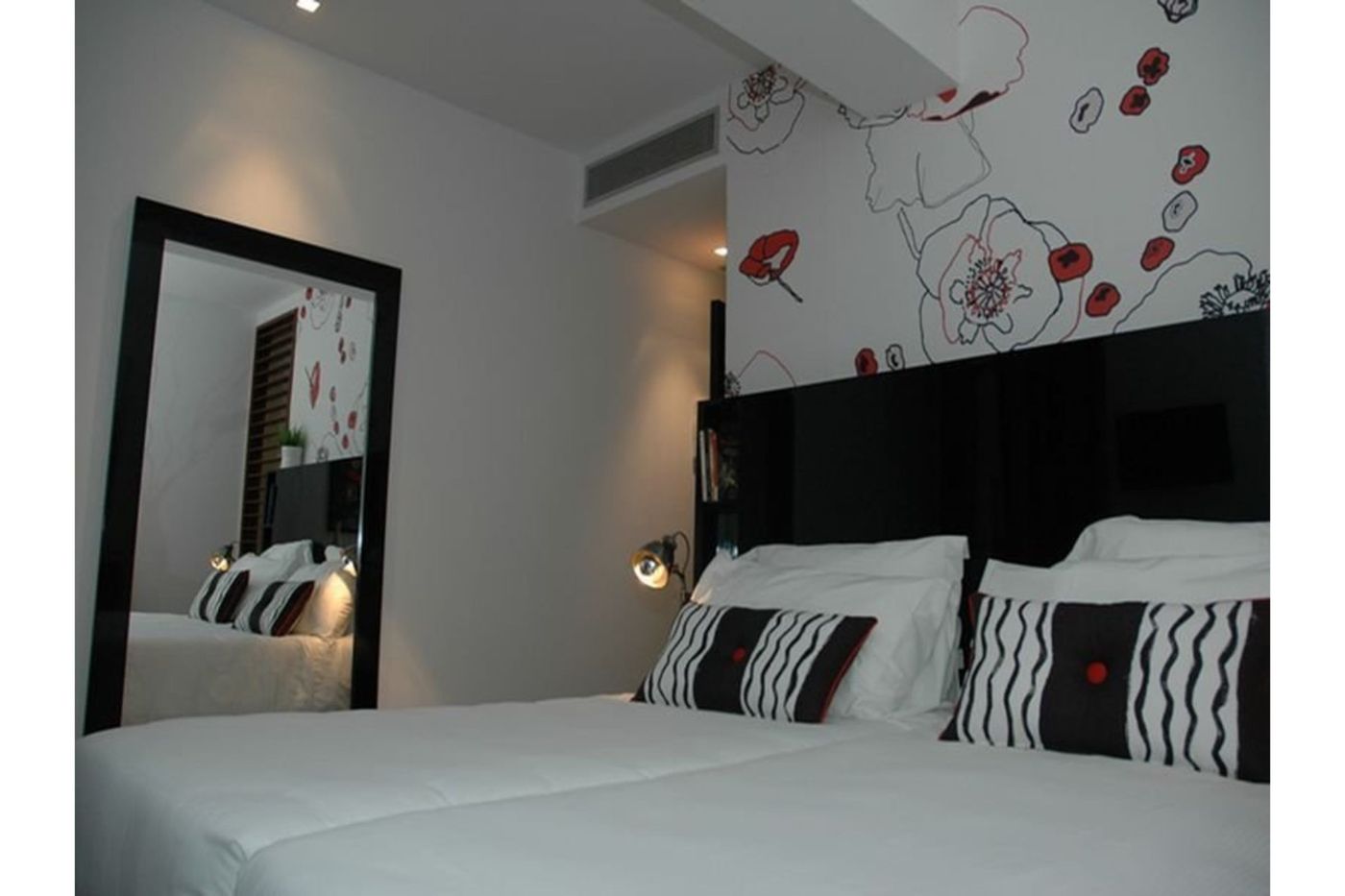 Porto Trindade Hotel - Portugal - PORTO - Room - 6