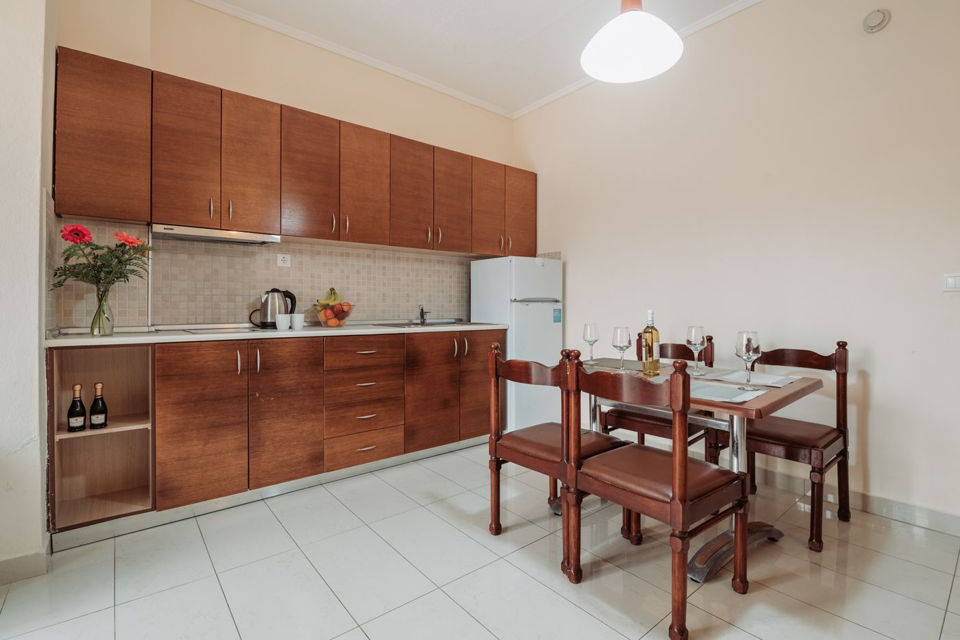 Paleos-apartments-Room-22