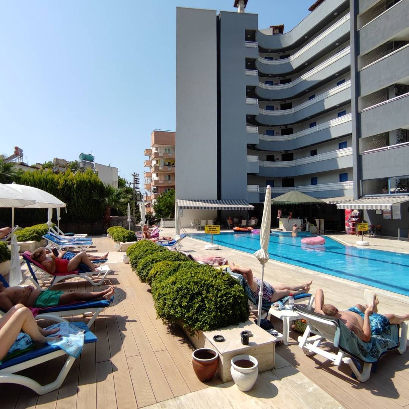 Happy-Apart-Hotel-General-view-11