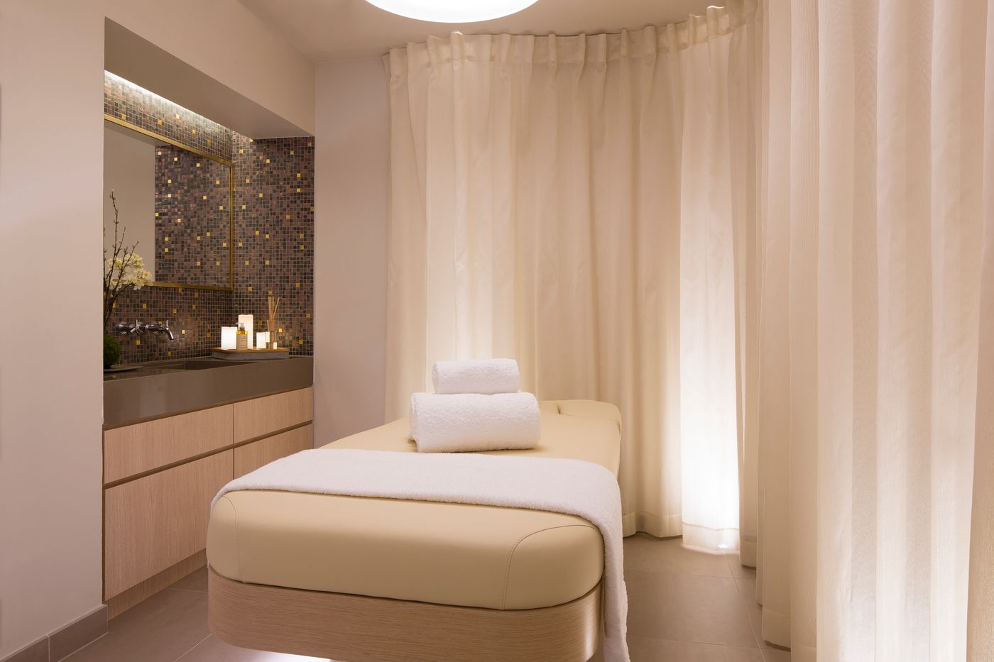 Le-Tsuba-Hotel-Sports-and-Entertainment-41