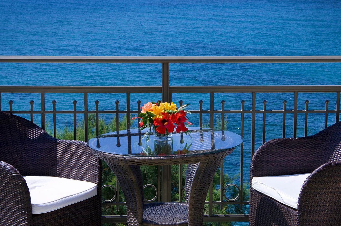 Ilyssion-Hotel-Lobby-32