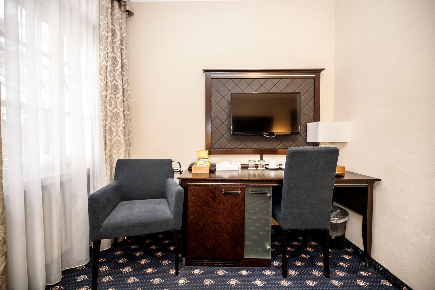 Pytloun-Old-Armoury-Hotel-Prague-Room-16