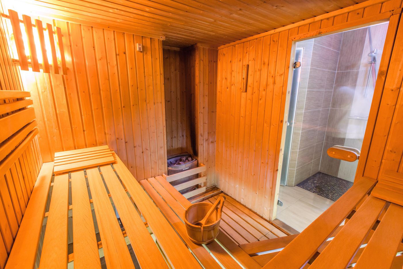 Galaxy-Hotel-Sports-and-Entertainment-48