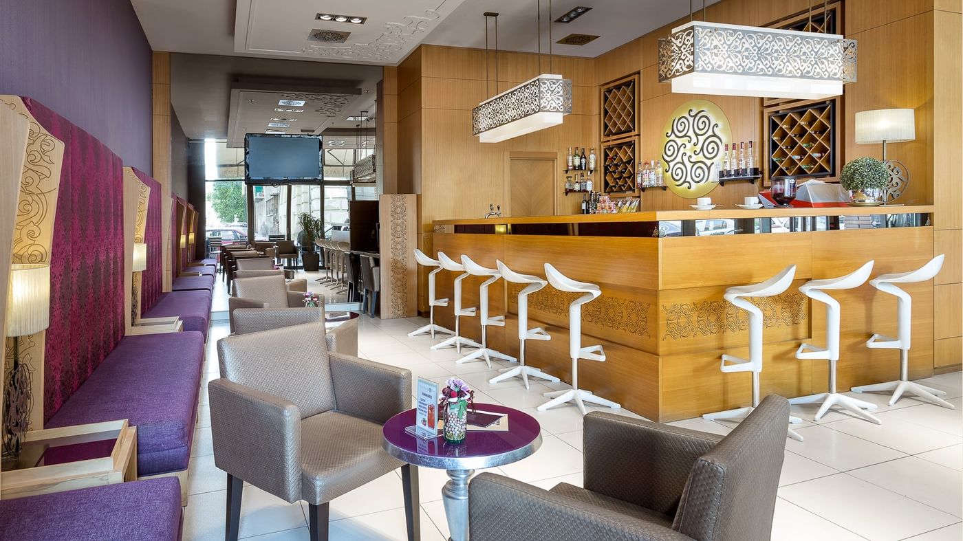 Marmara-Design-Hotel-Bar-2