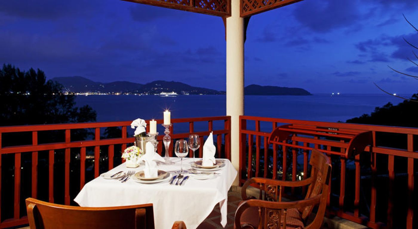 Thavorn Beach Village & Spa