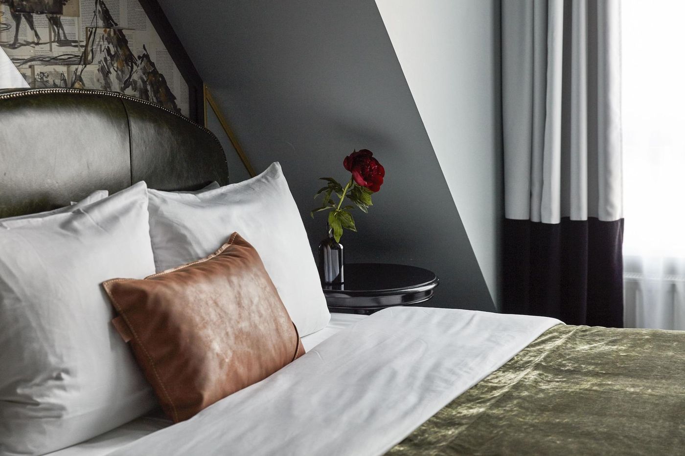 Sir-Savigny-Hotel--part-of-Sircle-Collection-Room-28