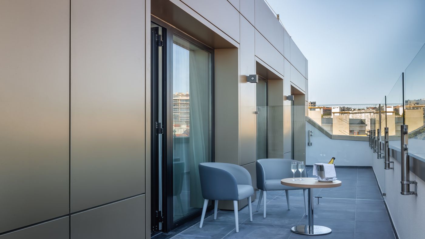 Lisbon-Sao-Bento-Hotel-Room-17