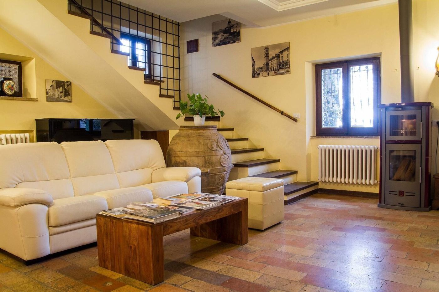 B&B All'Ombra di San Damiano-Italy-ASSISI-Lobby-6