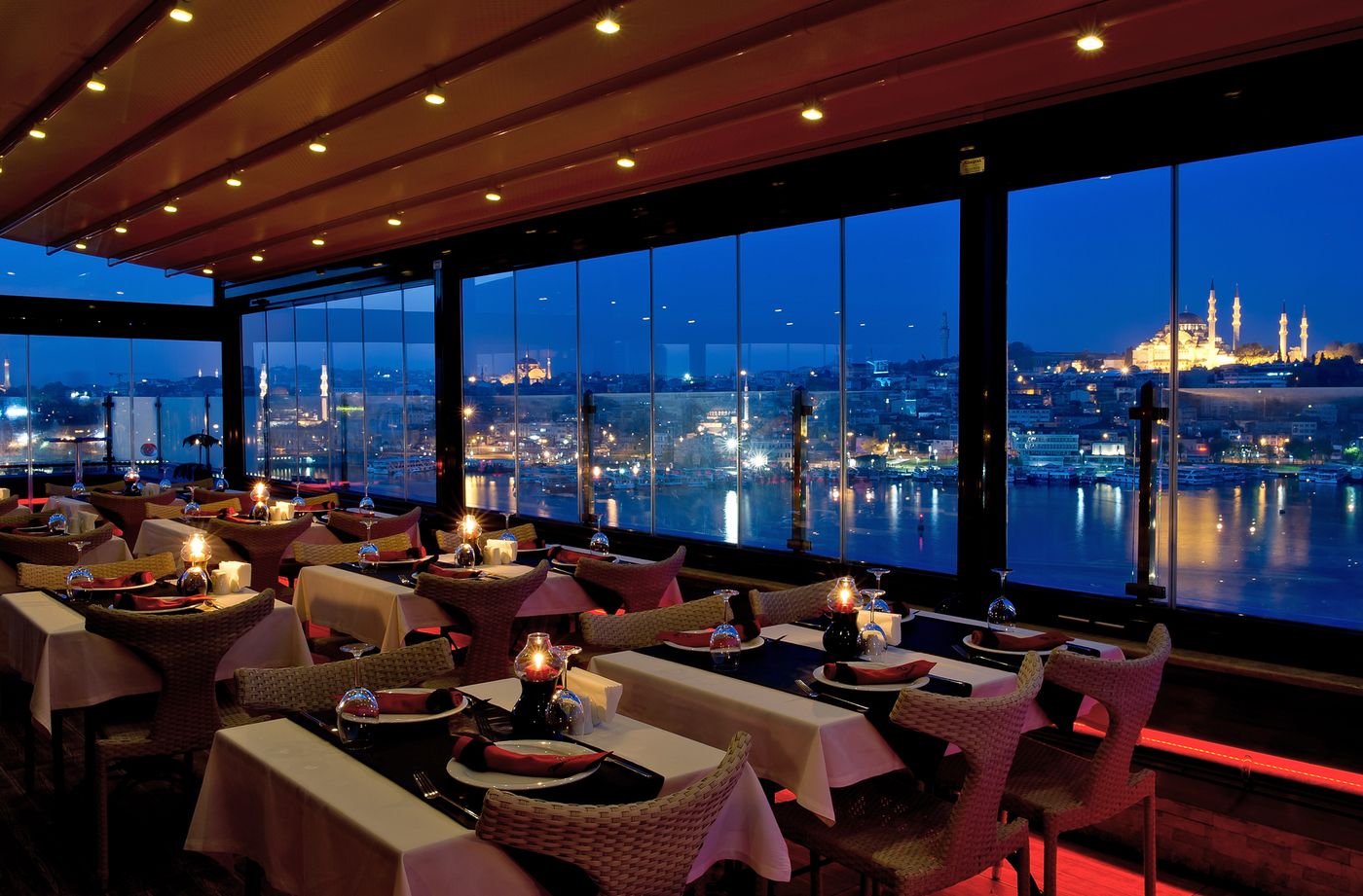 Istanbul-Golden-City-Terrace-16