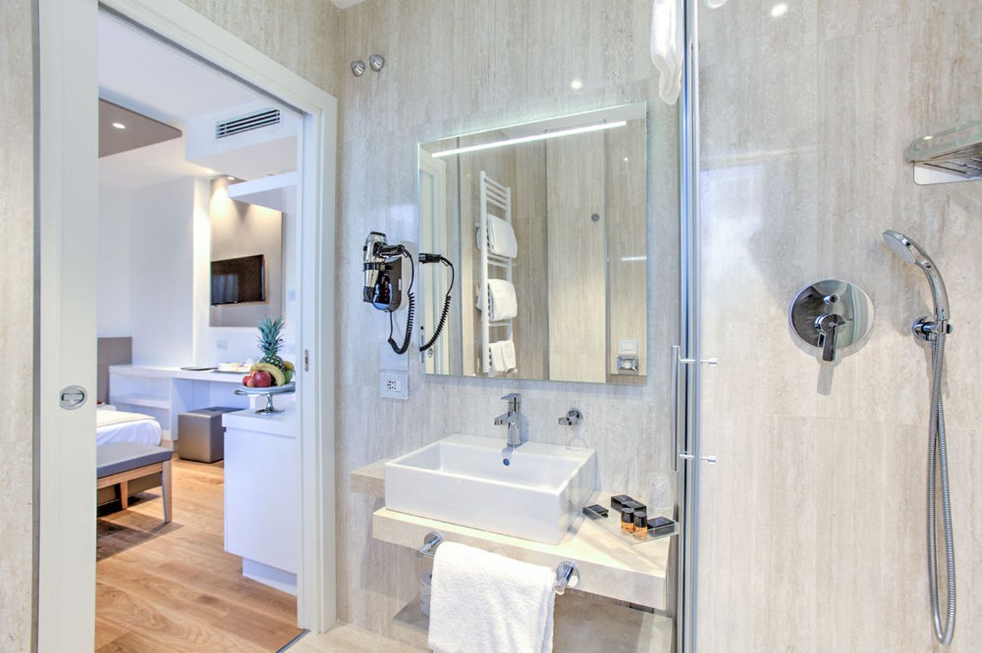 MH-Florence-Hotel---Spa-Room-28