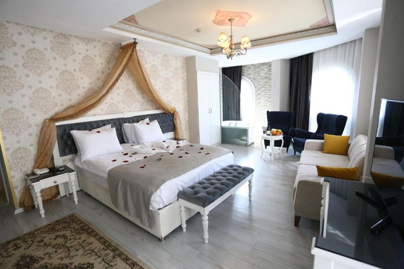 Albatros-Premier-Hotel-Room-4