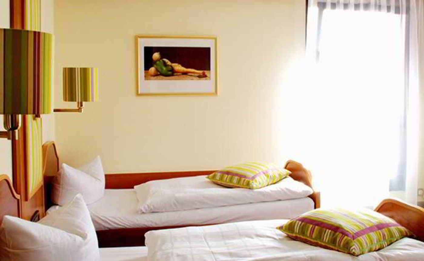 Hetzel Hotel Löwen-Germany-STUTTGART-General view-5