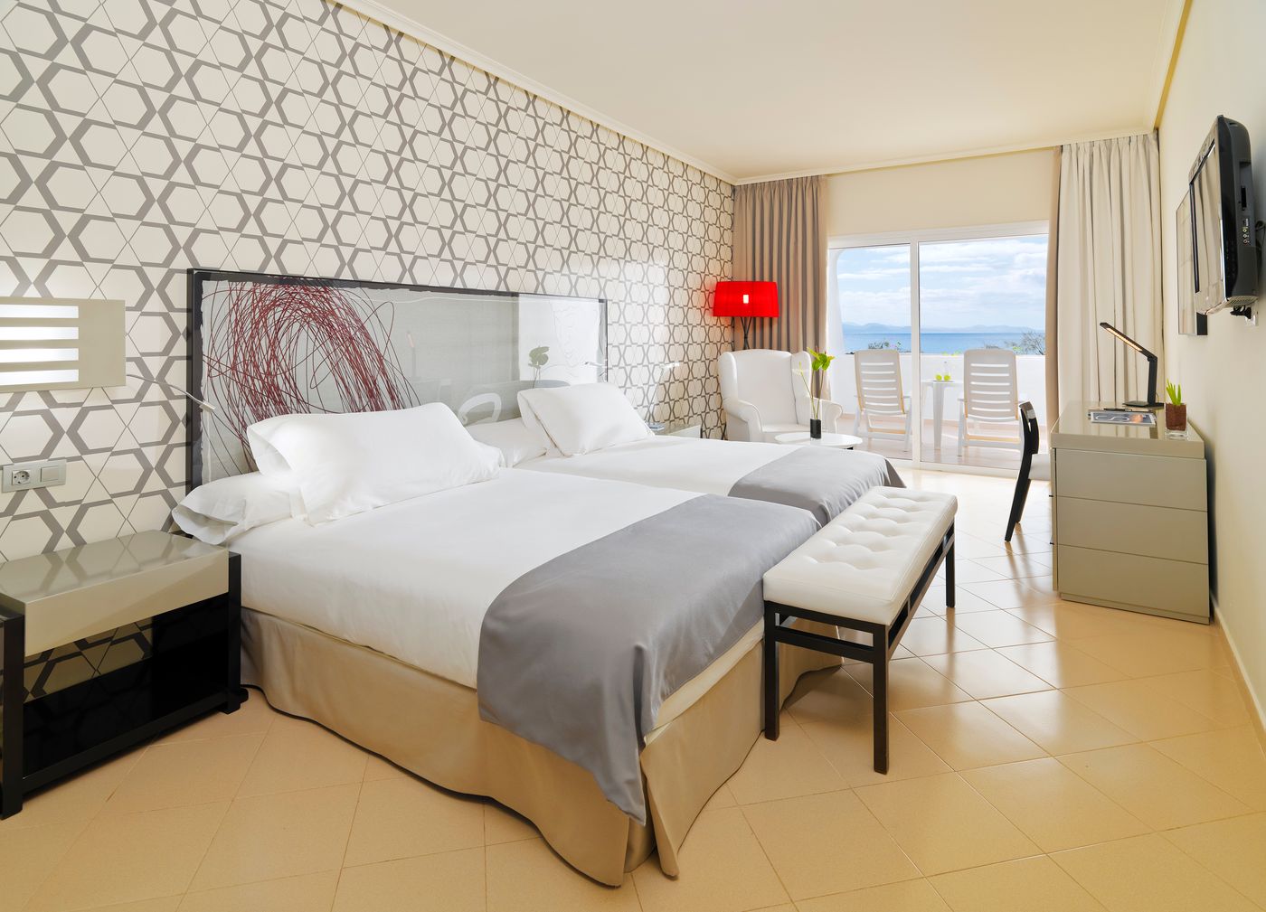 H10-Timanfaya-Palace-Room-13