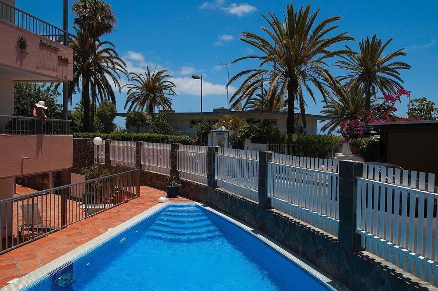 Apartamentos-Maspalomas-Oasis-General-view-1