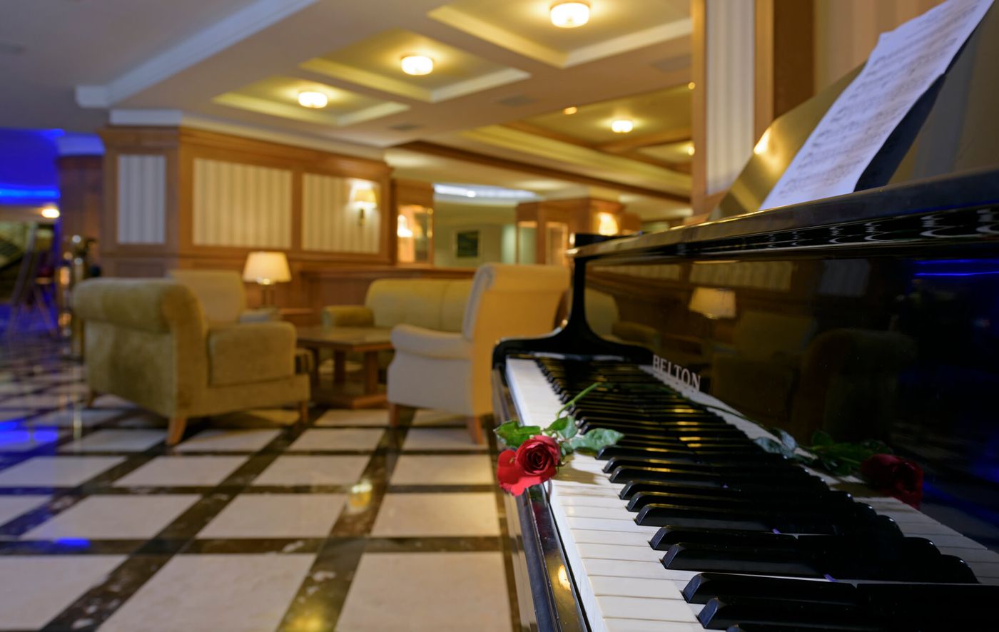 Grand-Kaptan-Hotel-Lobby-52