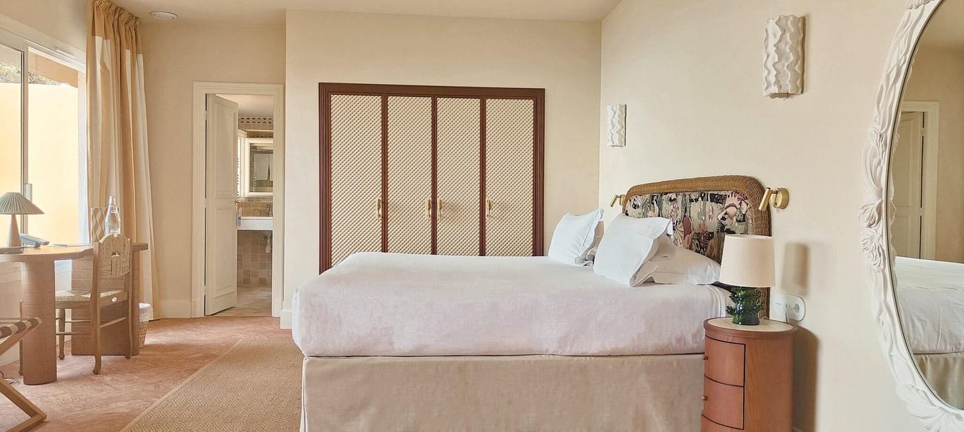 La-Perouse-Nice-Baie-des-Anges-Room-16