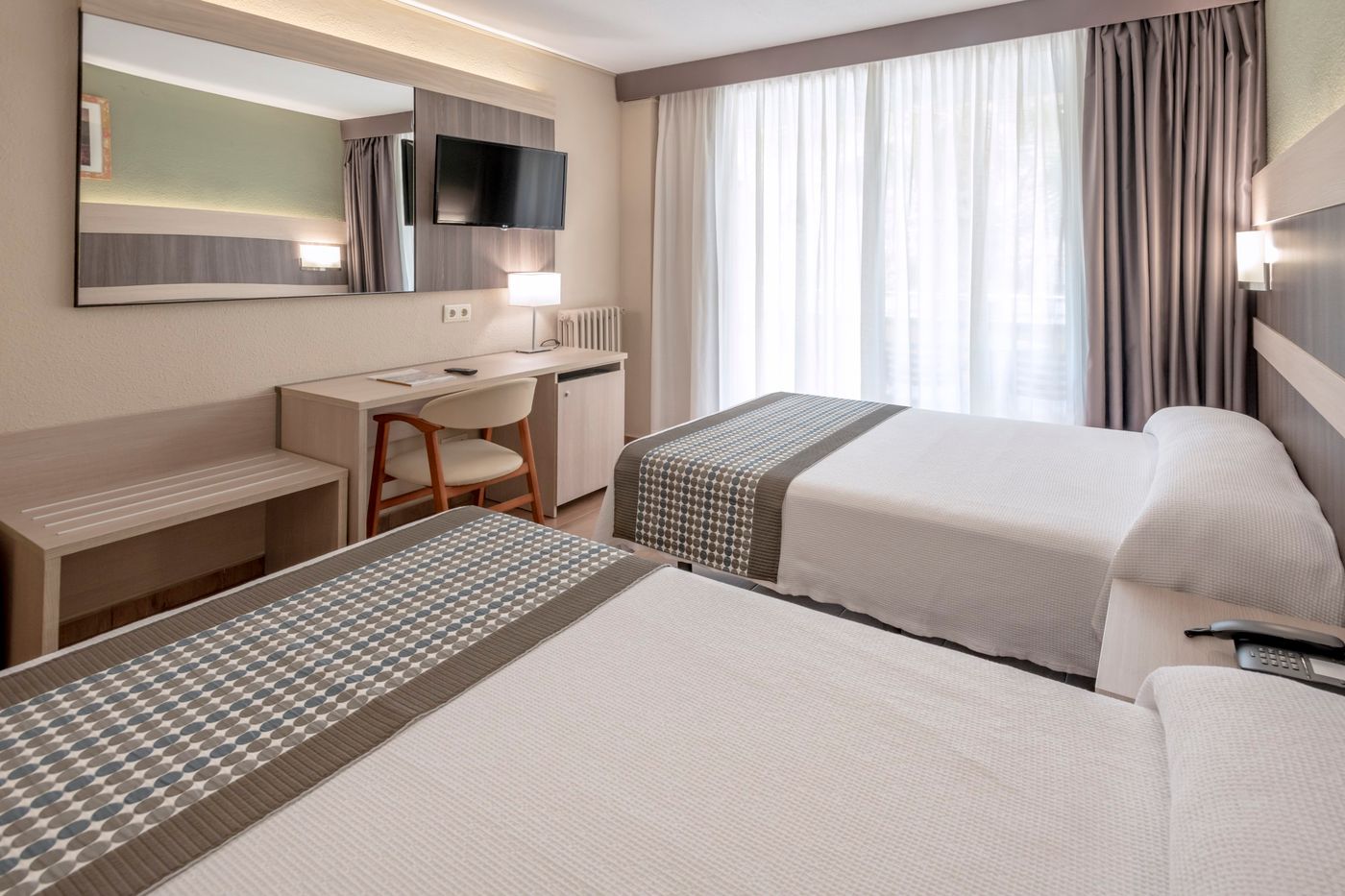 4R-Playa-Park-Room-30