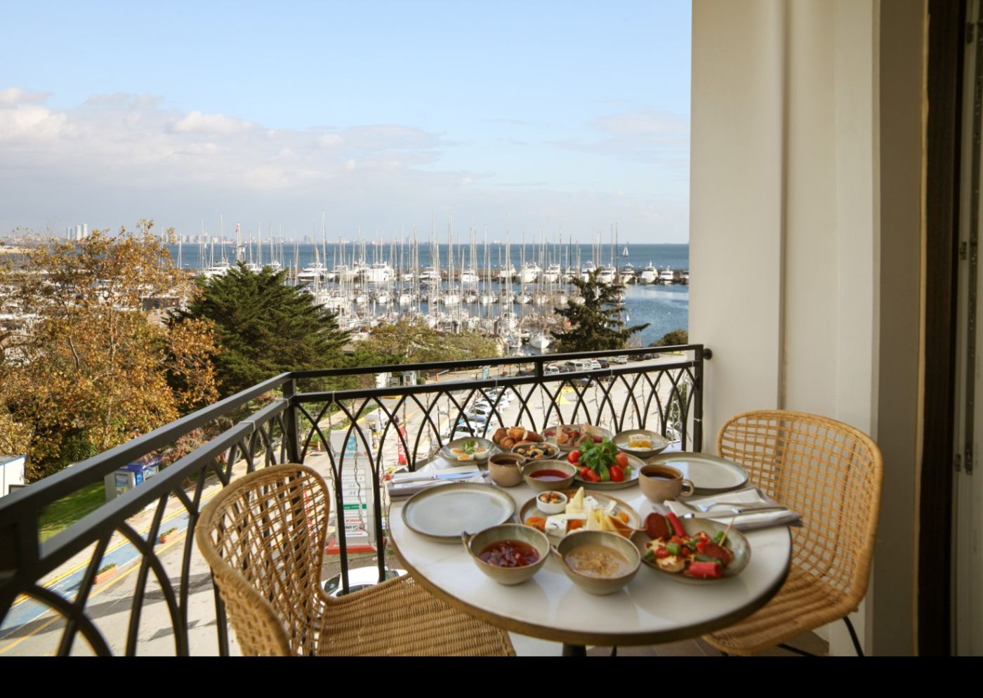 39-KalamIs-Marina-Hotel-Room-5