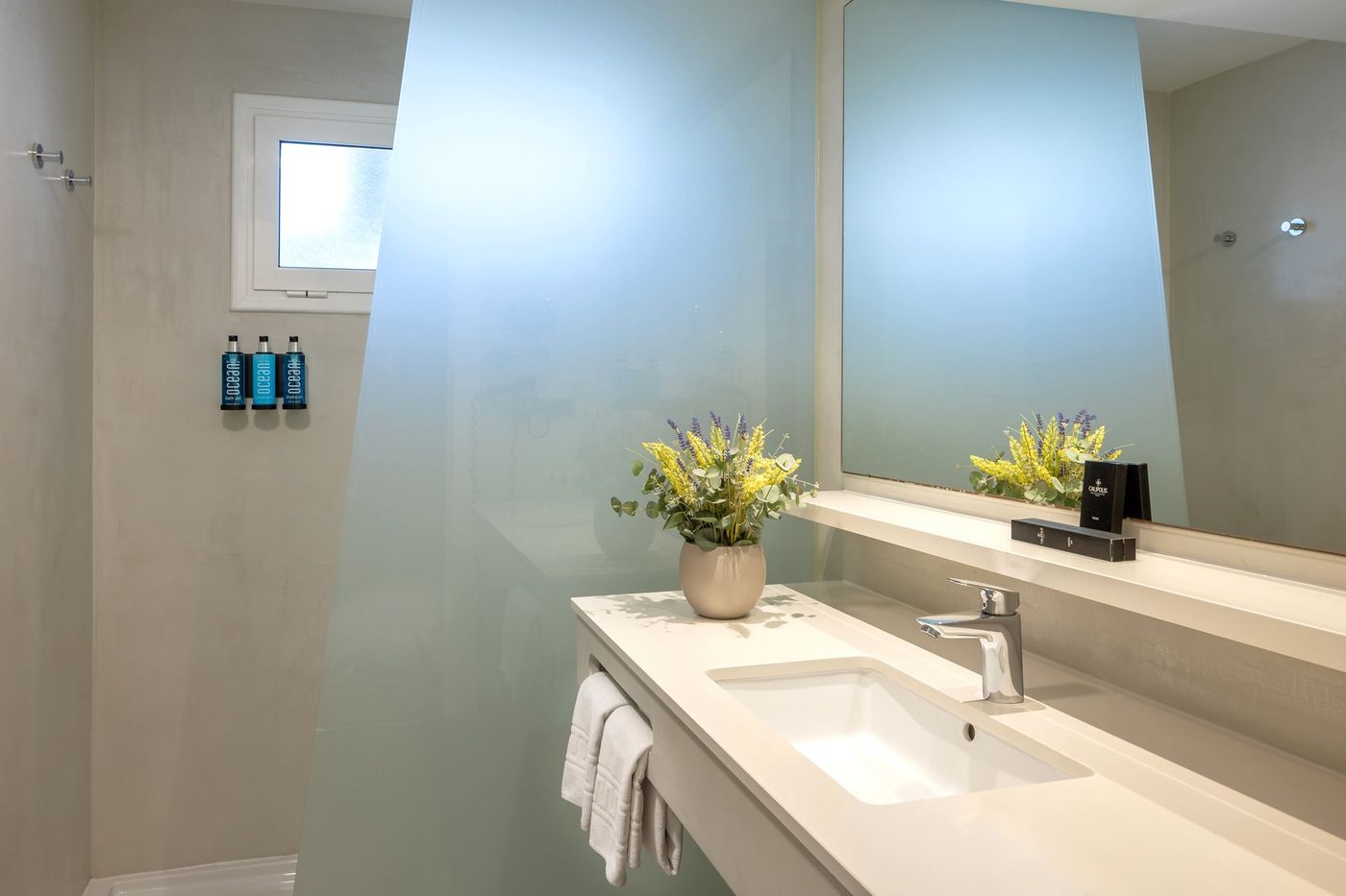 Calipolis-Hotel-Room-57