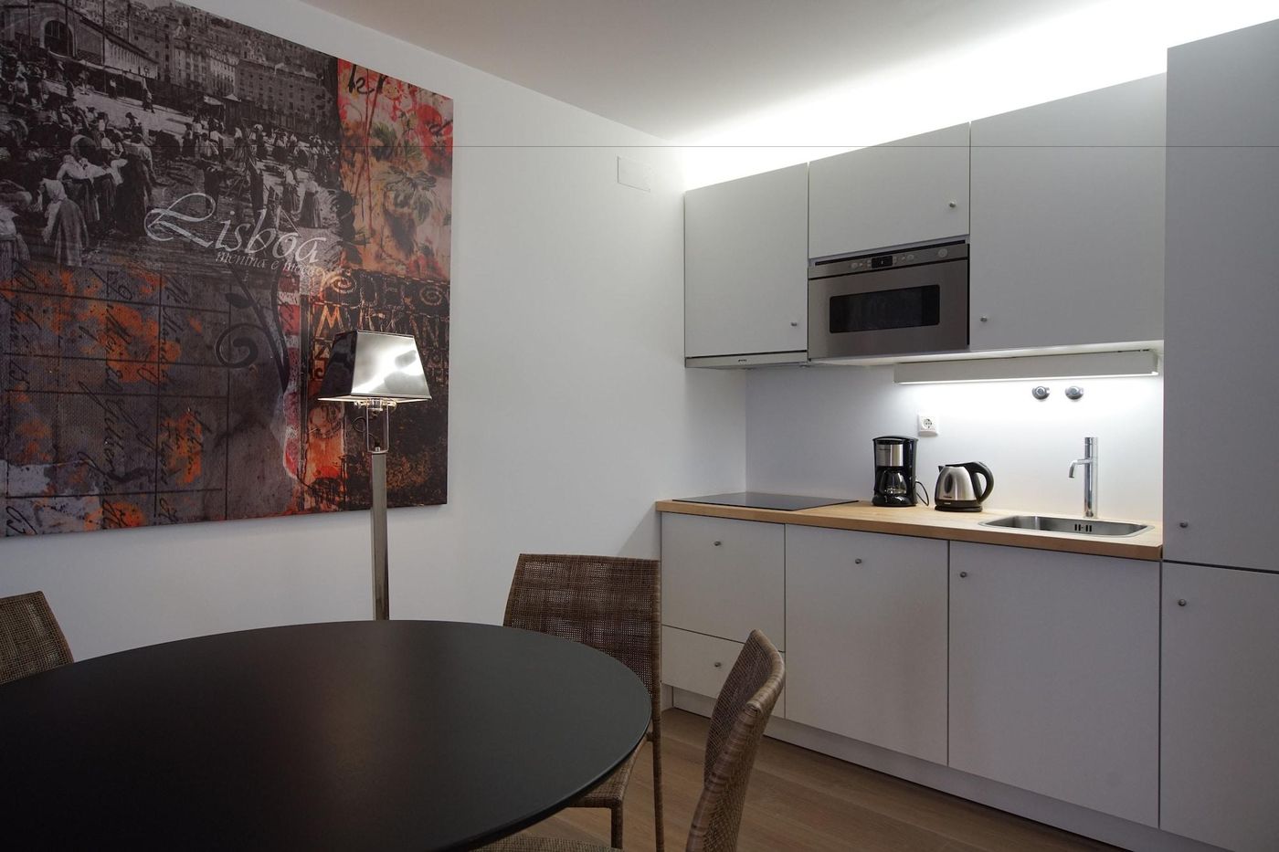 Alma-Moura-Residences-Room-17