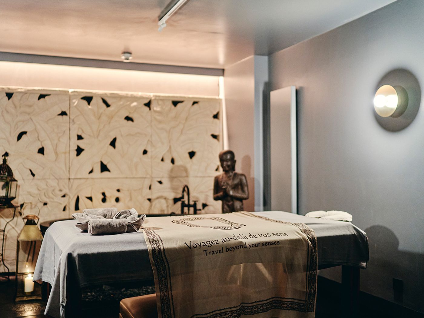 Maximilian-Hotel-Sports-and-Entertainment-11