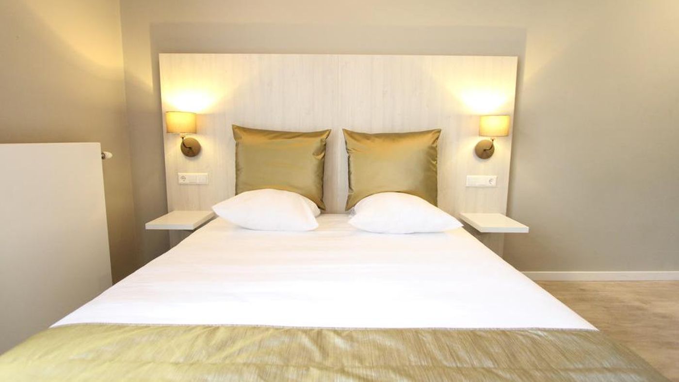 Apple-Inn-Hotel-Room-12