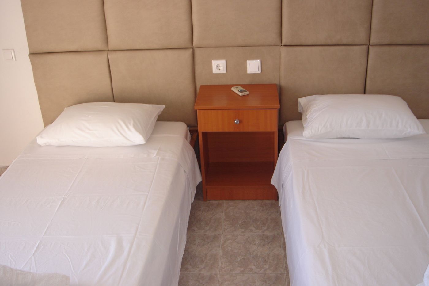 Butterfly-Studios-Room-13