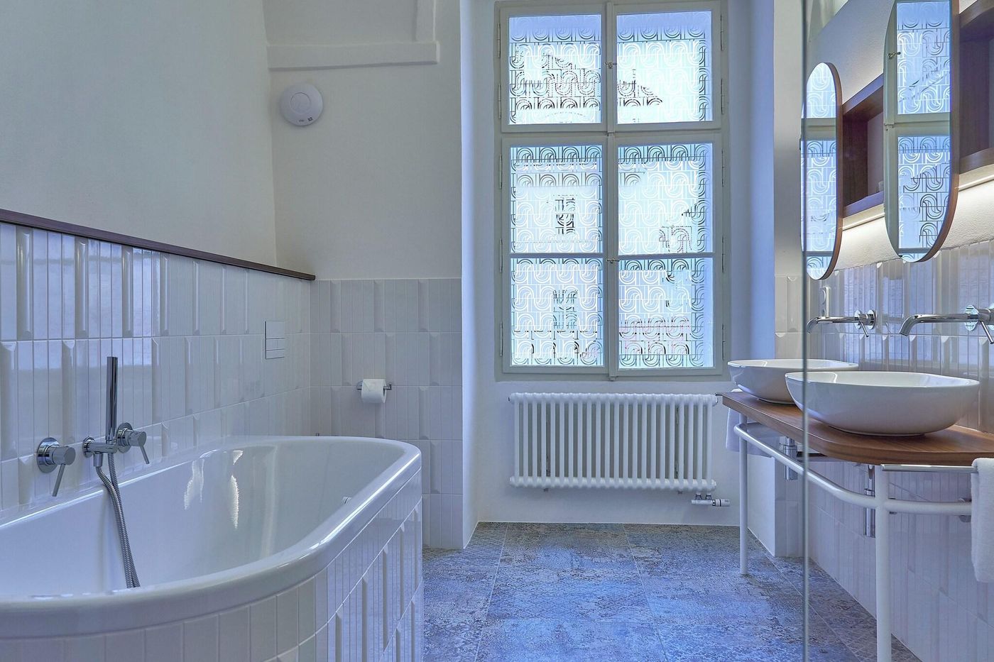 U-Tri-Pstrosu-Room-45