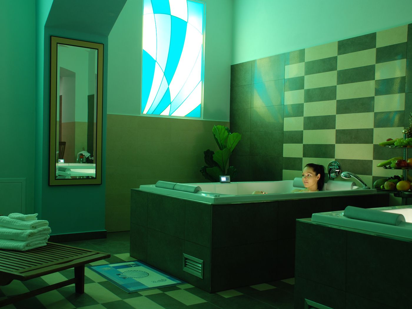 EA-Hotel-DownTown-Sports-and-Entertainment-38