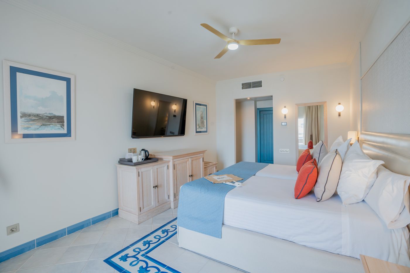 Hotel-LIVVO-Volc--n-Lanzarote-Room-34