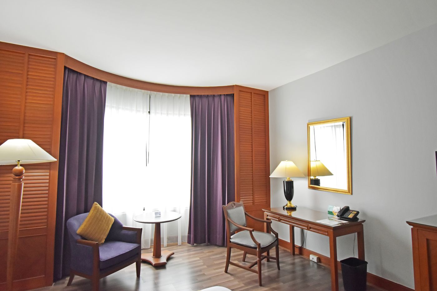 Century-Park-Room-38